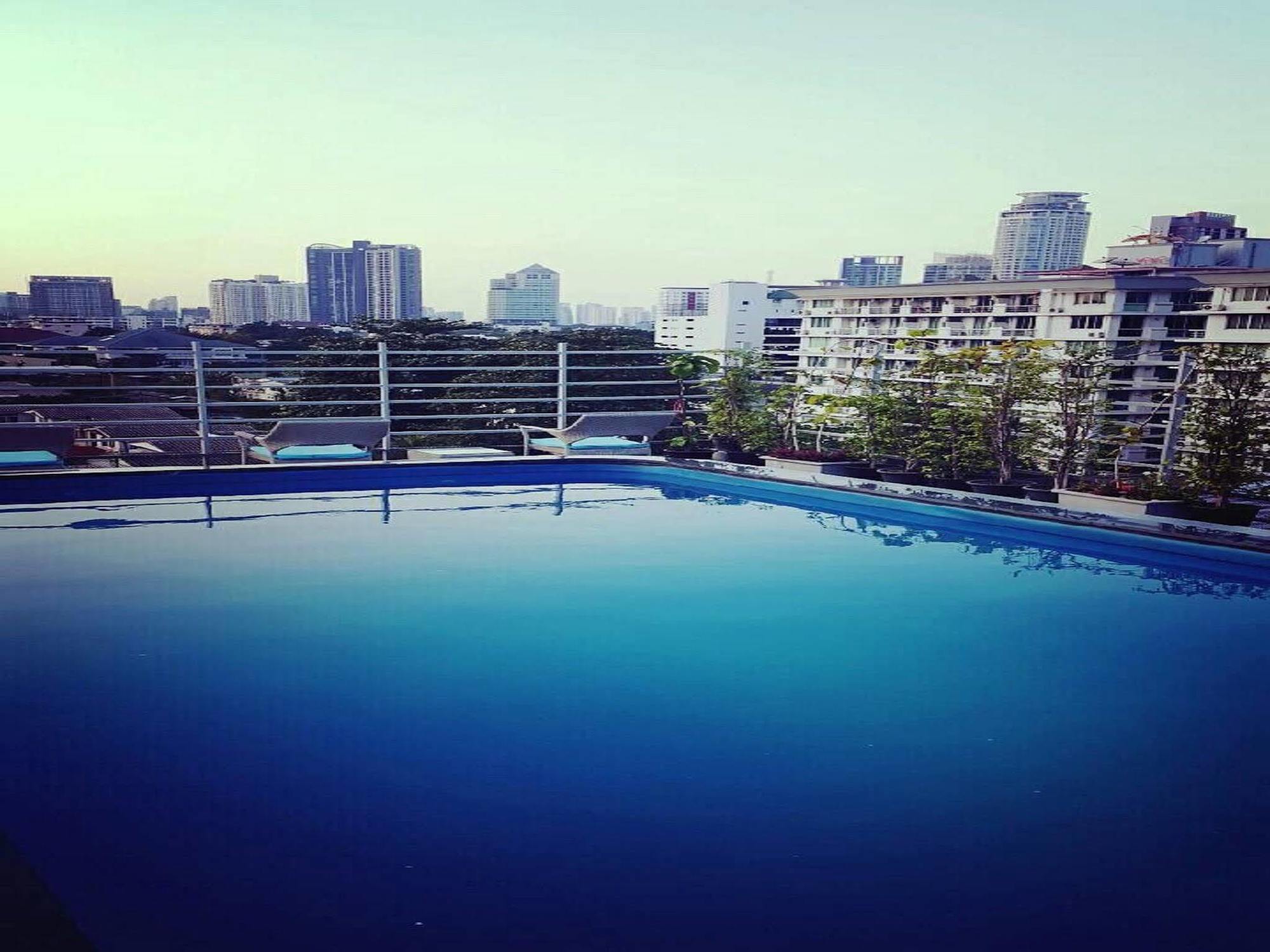 The City At Fifty Banguecoque Exterior foto